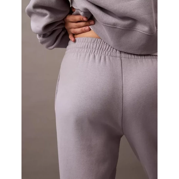https://jmart.kz/images/detailed/11731/132519259-2.webp