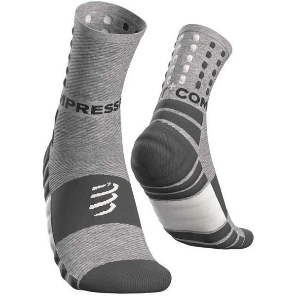 https://jmart.kz/images/detailed/4161/compressport-xu00006b-seryj-39-41-104653096-1.jpg