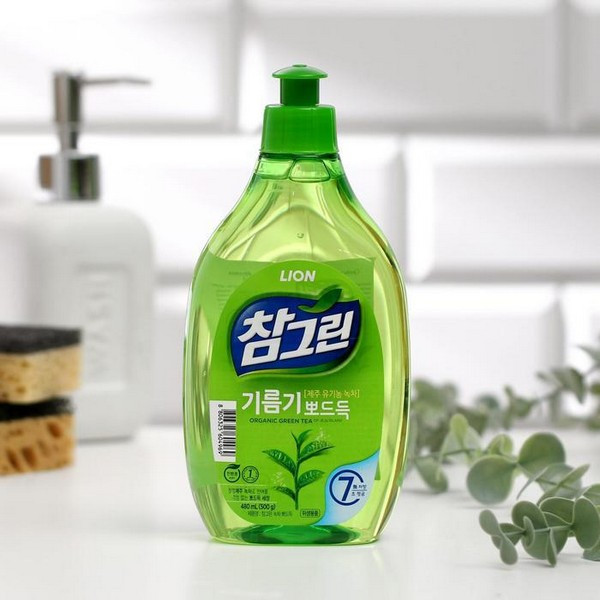 https://jmart.kz/images/detailed/5124/moyushchee-sredstvo-cj-lion-gel-chamgreen-zelenyi-chai-0-5-l-103701244-1.jpg