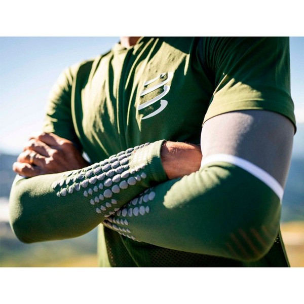 https://jmart.kz/images/detailed/5575/compressport-narukavniki-armforce-ultralight-su00008b-t1-22-25-green-steel-grey-108390372-3.jpg