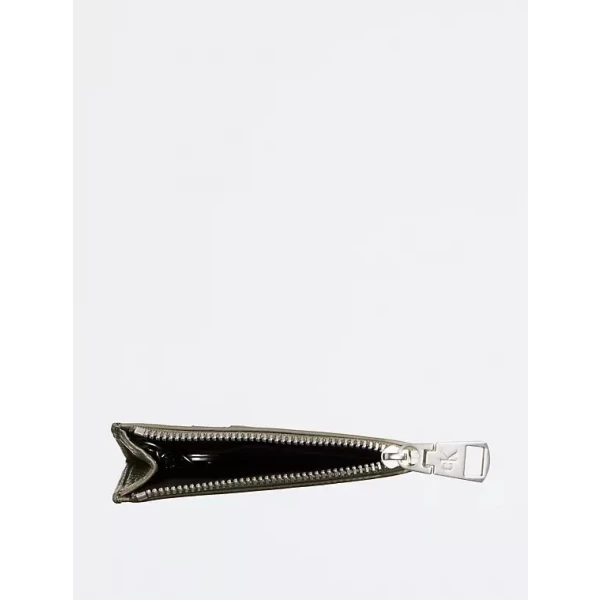 https://jmart.kz/images/detailed/8182/114880460-2.webp